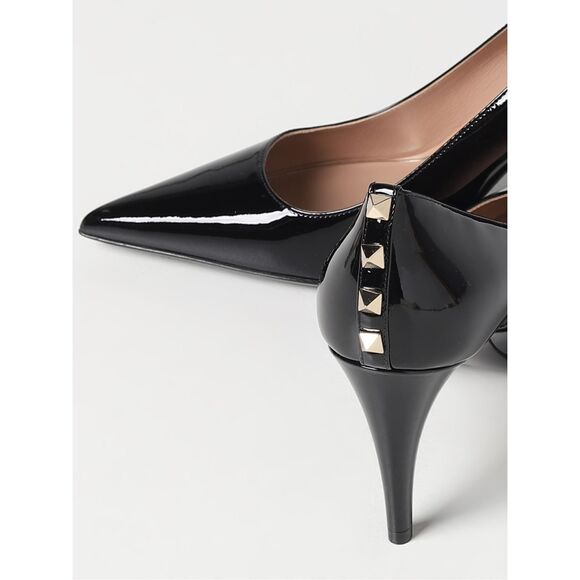 VALENTINO GARAVANI Valentino Garavani Rockstud pumps in patent leather - Picture 4 of 16